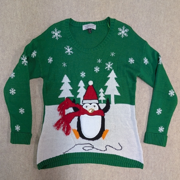 Tiara International Sweaters - FUN & Festive Holiday Skating Penguin Knit Sweater -Tiara International Sz Large